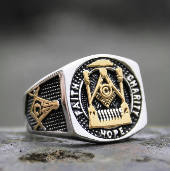 BENJAMIN FRANKLIN STAINLESS STEEL RING - by www.wesellanything.co